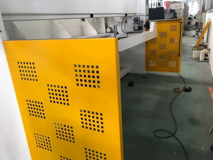 CE Light curtain guarding for Yawei AHYW CNC  sheet metal guillotine shear ESA S625 controller