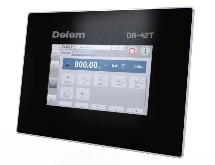 DELEM DA42T 3 axis nc press brake touch screen